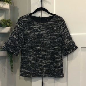 Black and white Banana Republic Top